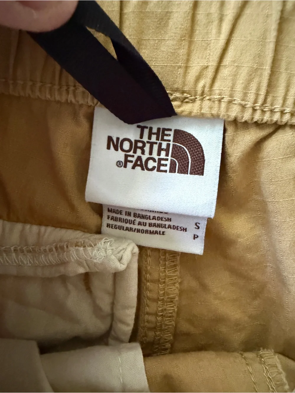 The North Face Mens Small Mustard Yellow Ripstop Cargo Hiking Shorts Belted